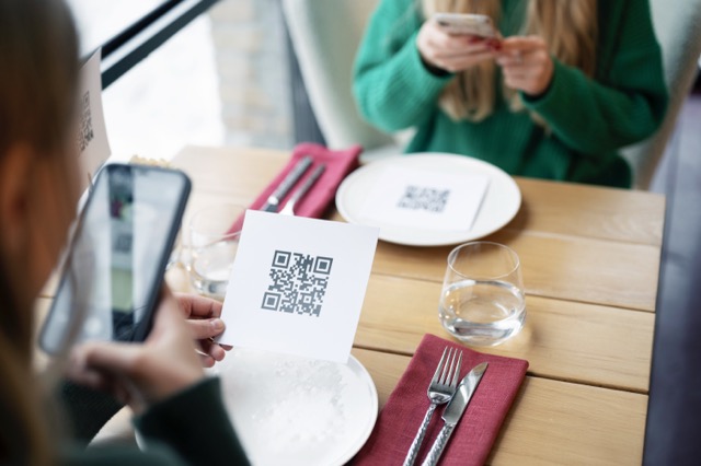 QR Menü Nedir? Restoranınız İçin Neden Şu Anda Önemli?